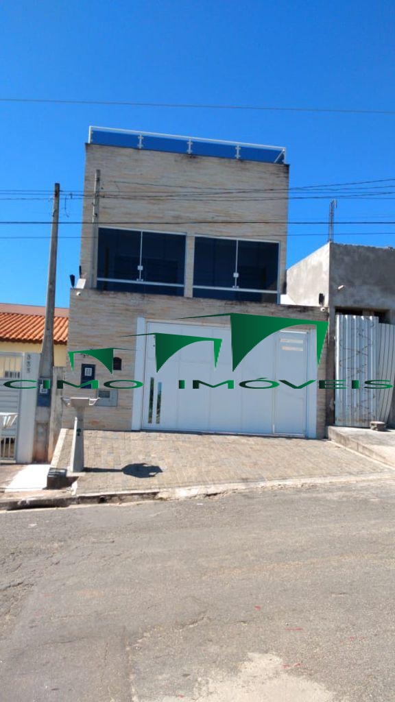 SOBRADO COM PISCINA EM SUZANO - JD BERNARDINO
